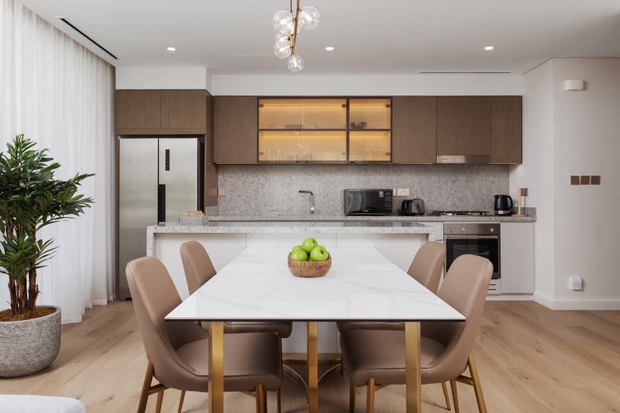 Elegant 2BR Apartment with Sea View – Grand Bleu - Image 8