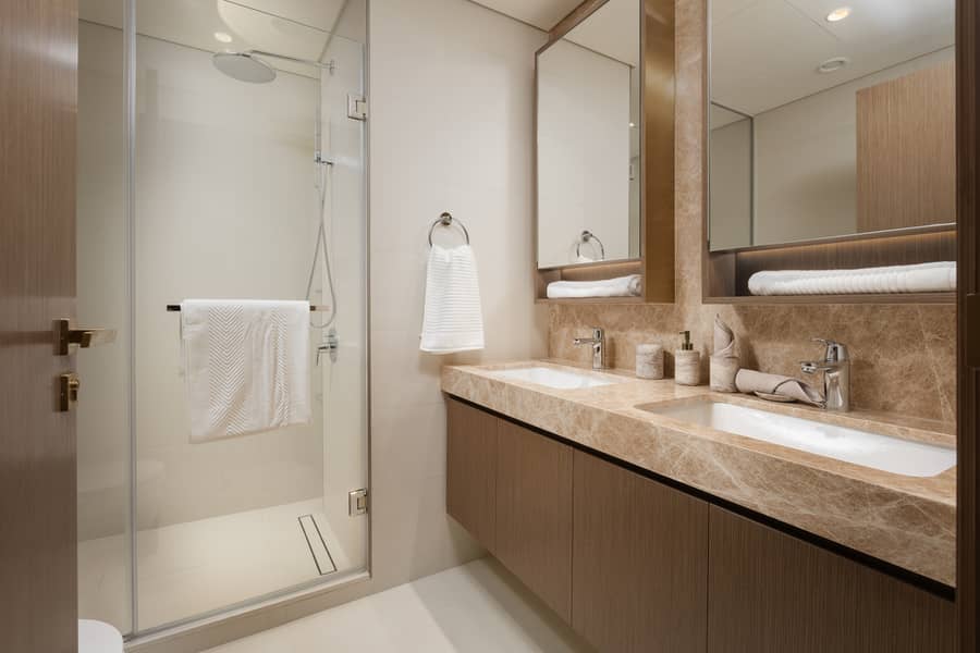 Elegant 2BR Apartment with Sea View – Grand Bleu - Image 12