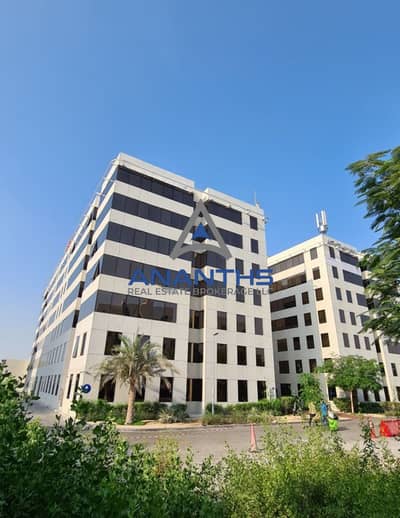 Floor for Rent in Dubai Investment Park (DIP), Dubai - WhatsApp Image 2025-04-18 at 18.04. 37_309803c1. jpg