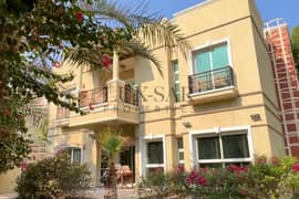 VACANT | HUGE GARDEN | EXTRA ROOMS