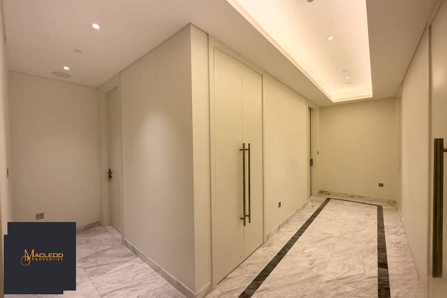 22 IMG_7341-Photoroom. png