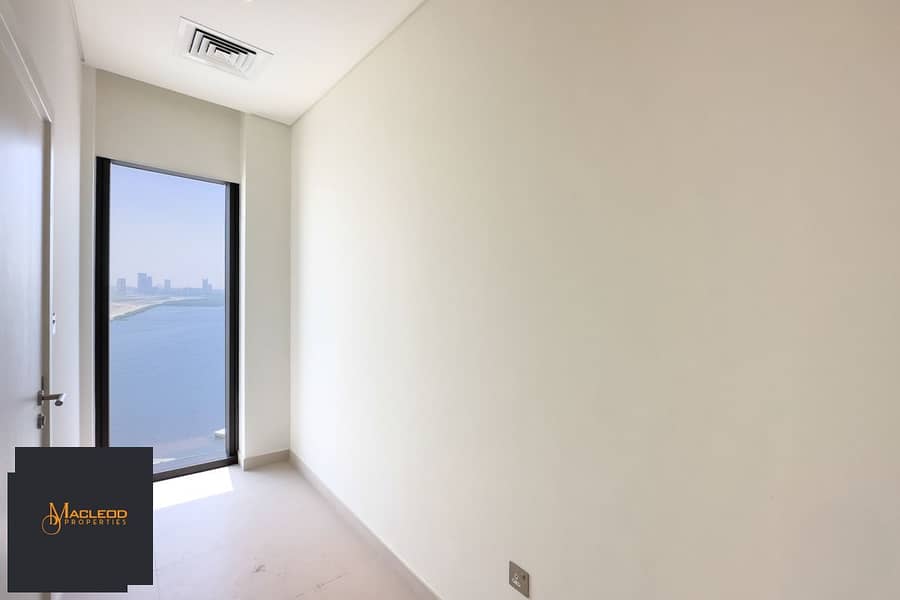 10 IMG_7396-Photoroom. png