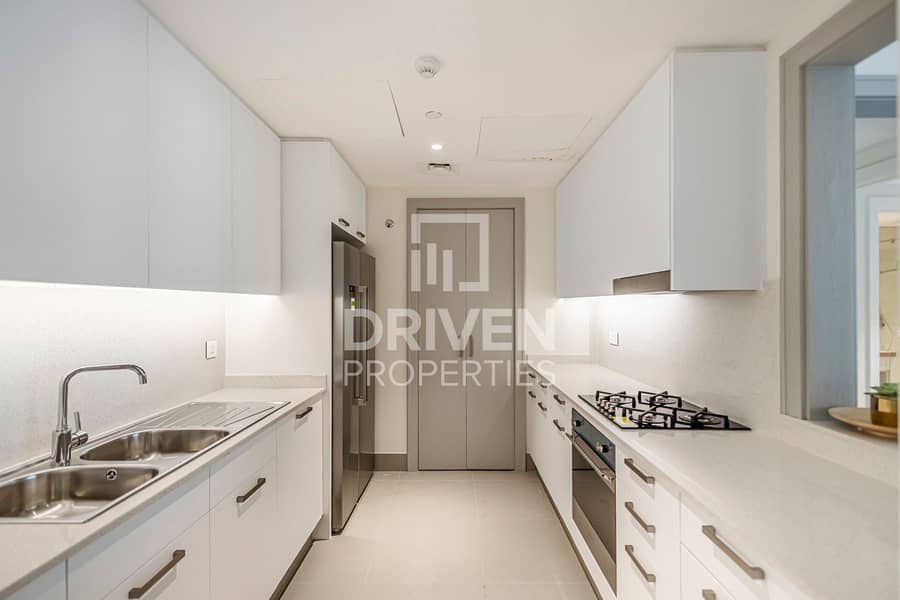 High Floor | Burj Khalifa View | Upgraded - Image 13