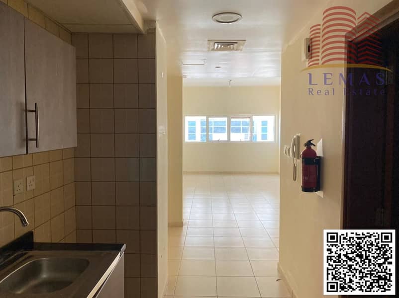 8 f6e14c18-007c-4be8-91a6-6cda23253a76. jpg