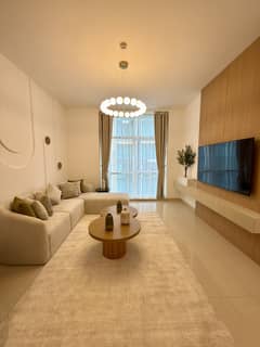 شقة في برج دجى،شارع الشيخ زايد 1 غرفة 135600 درهم - 13180849