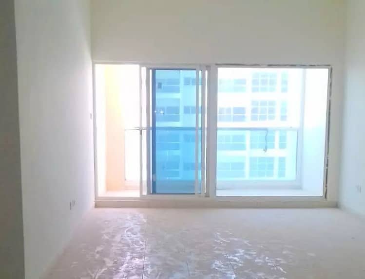 Ajman Lulwah towers for rent 3 rooms and a lounge with Parken
