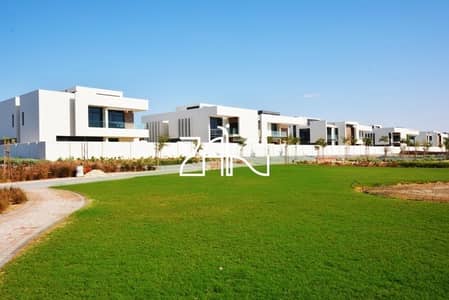Single Row 4 BR Villa T2 C1 with 2% Rebate Single Row 4 BR Villa T2 C1 with 2% Rebate
