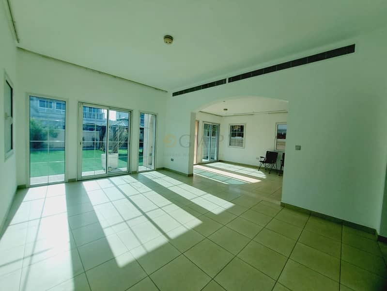 Park Facing|Spacious|Walking Distance to Arcadia - Image 20