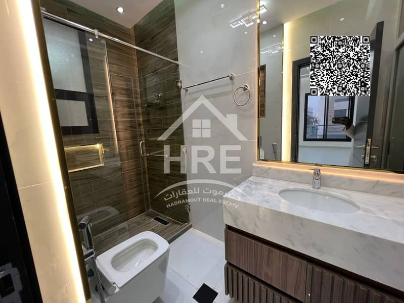 32 WhatsApp Image 2025-10-18 at 5.29. 25 PM. jpeg