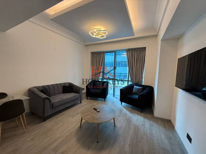 Inviting 1 BHK Fully Furnished Apartment | |Free Chiller Wifi & Cleaning || Close Metro Access - Image 6