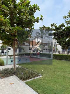 هل تحلم بالعيش الراقي والخصوصية التامة؟ نقدم لك فيلا فاخرة استثنائية في قلب الفجيرة، مثالية للعائلات التي تبحث عن الجودة والراحة المطلقة.