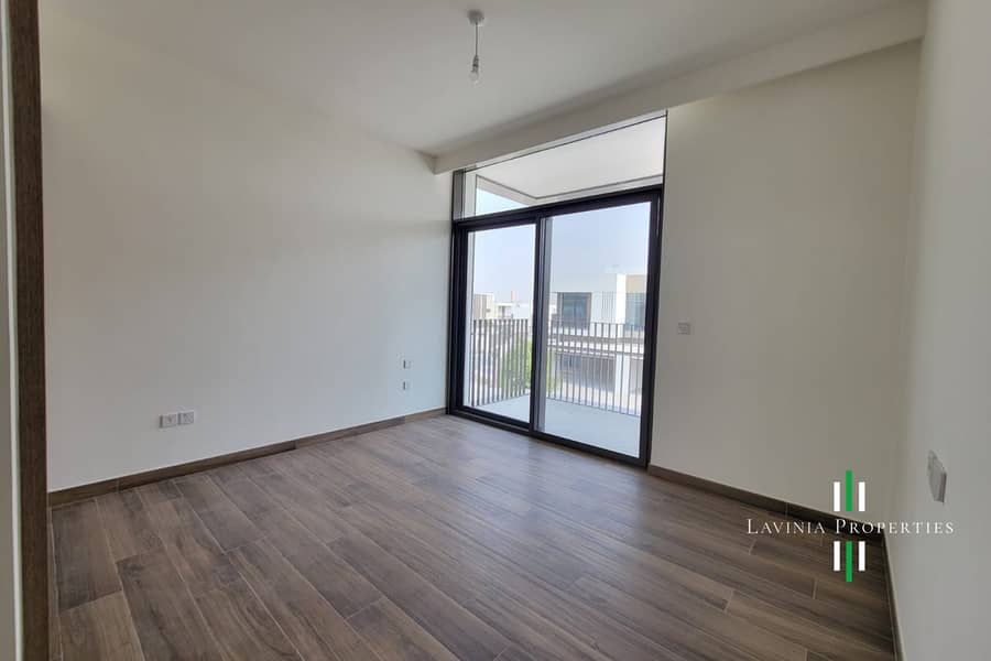 Brand new / Single row / Semi Detached Villa - Image 8