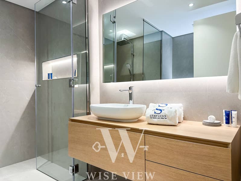 Sea + Atlantis View | 12 Cheques | Fully Upgraded - Image 41