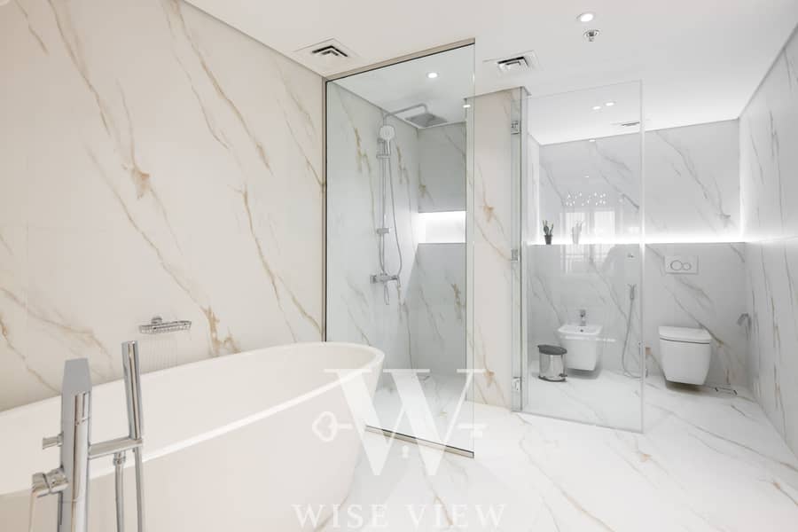 Upgraded | Sea View | Up to 12 Cheques - Image 22