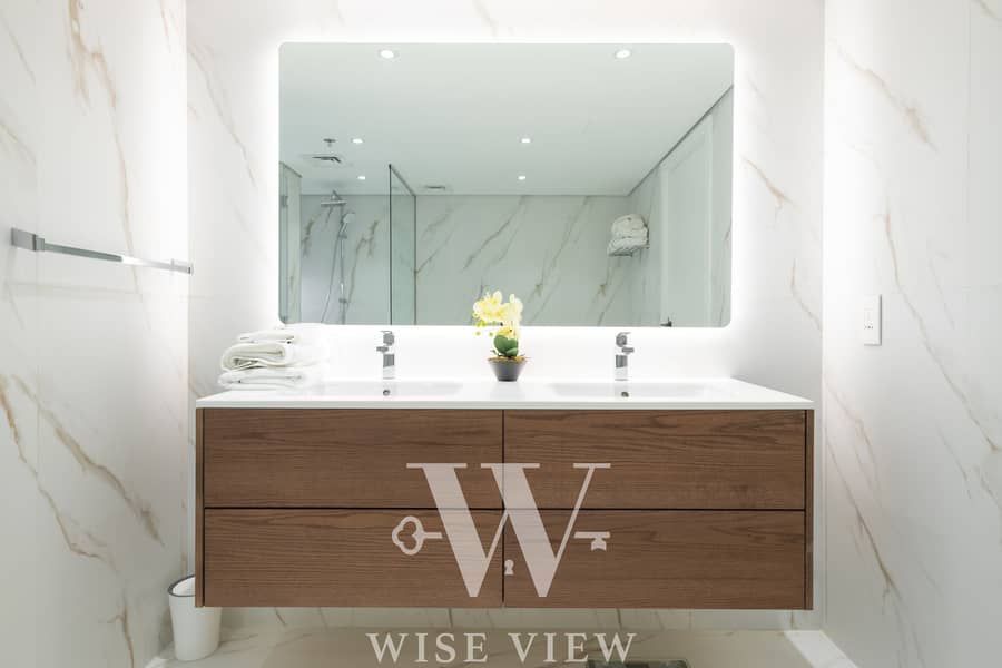 Upgraded | Sea View | Up to 12 Cheques - Image 23