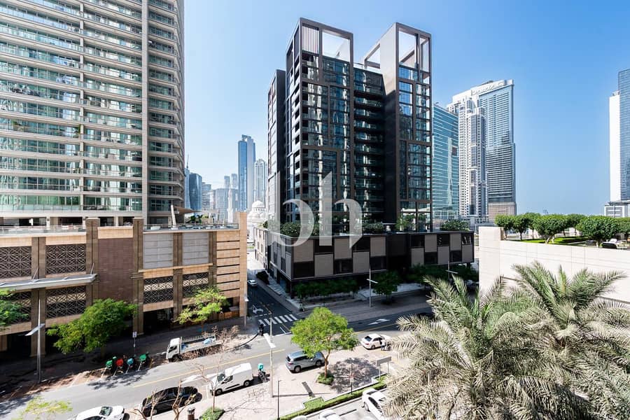 Largest Layout | Premium Furniture | Negotiable - Image 14