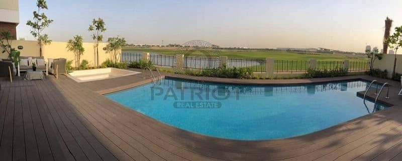 7 fully furnished Paramount Villa for sale in Dubai golf course view