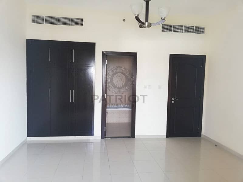 6 HOT Offer Spacious 2 Bedroom Good Layout  Prime Location
