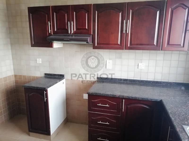 10 HOT Offer Spacious 2 Bedroom Good Layout  Prime Location