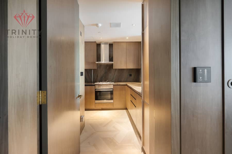 Live Now | 2BHK Furnished | Balcony | Sea, Marina & Ain Dubai Views | Palm Jumeirah - Image 6