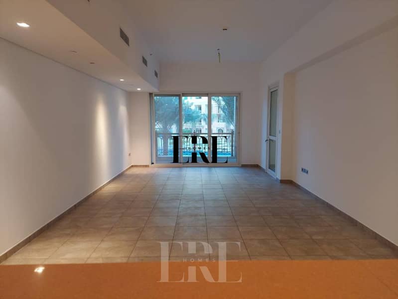 Partial Sea View | Renovated | Vacant on Transfer Partial Sea View | Renovated | Vacant on Transfer