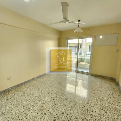 Appartement de 2 chambres à à louer à Al Karama, Dubai - 20230418_170714. jpg
