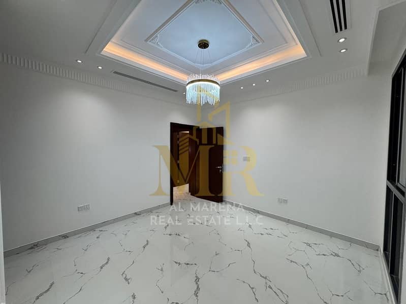 18 IMG-20251008-WA0157. jpg