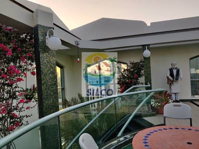 3 Bedroom Flat for Rent in Hamdan Street, Abu Dhabi - 2d51ab78-e21b-4a56-a251-8ecdfc716e85. jpg 3 Bedroom Flat for Rent in Hamdan Street, Abu Dhabi - 2d51ab78-e21b-4a56-a251-8ecdfc716e85. jpg