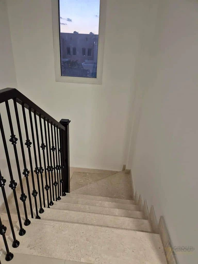 Vacant now | 2 Bed villa for rent | Close to pool - Image 12