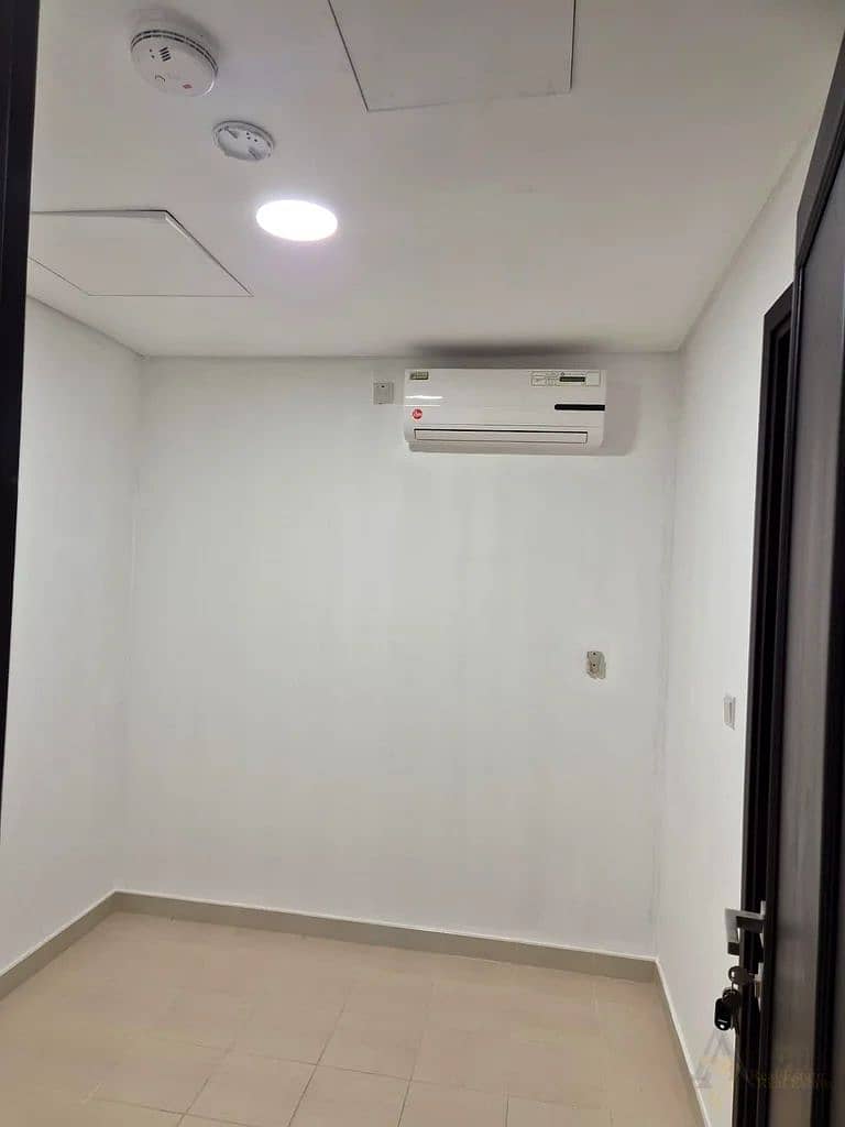 Vacant now | 2 Bed villa for rent | Close to pool - Image 14