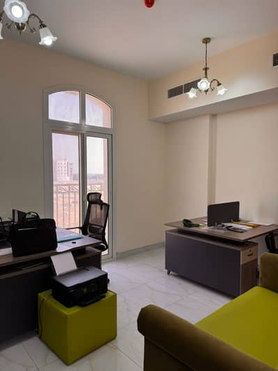 Office para en Alquiler en Tilal City, Sharjah - IMG-20251028-WA0009. jpg Office para en Alquiler en Tilal City, Sharjah - IMG-20251028-WA0009. jpg