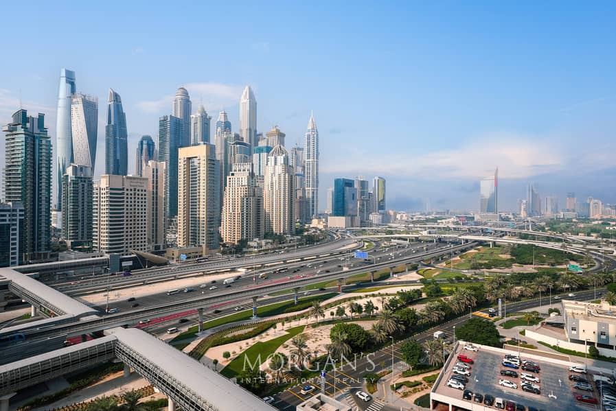 Luxury 2BR + Maid | Green Lakes | Prime Location - Image 21