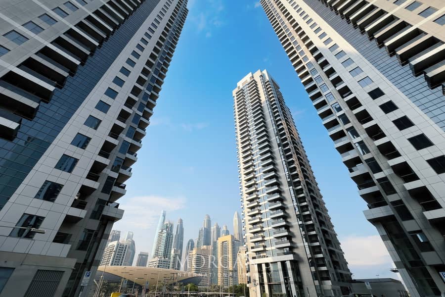 Luxury 2BR + Maid | Green Lakes | Prime Location - Image 24