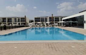 Stunning Garden | Upgraded| Corner Plot