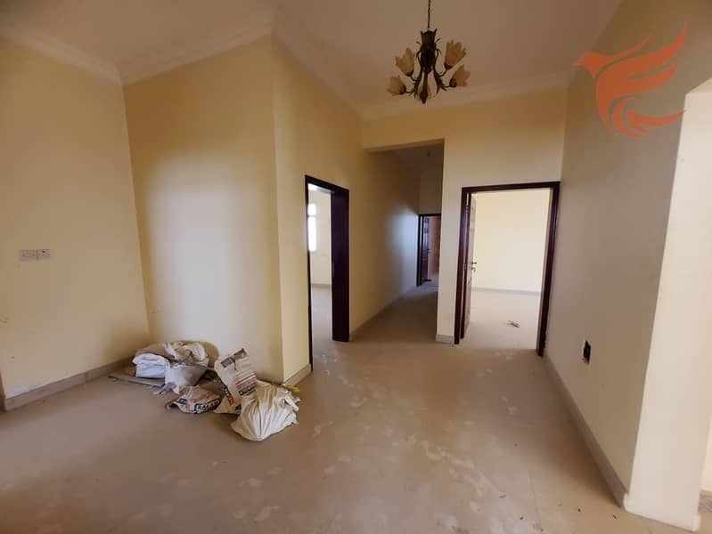 25 WhatsApp Image 2025-10-28 at 11.44. 04. jpeg