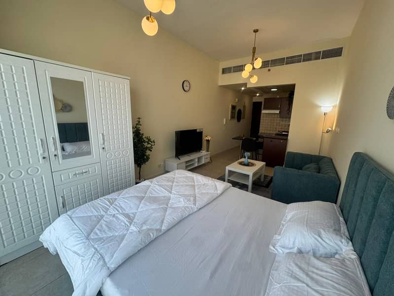 Beautiful Customized || Elegant And Modern || Lavish And Elegant