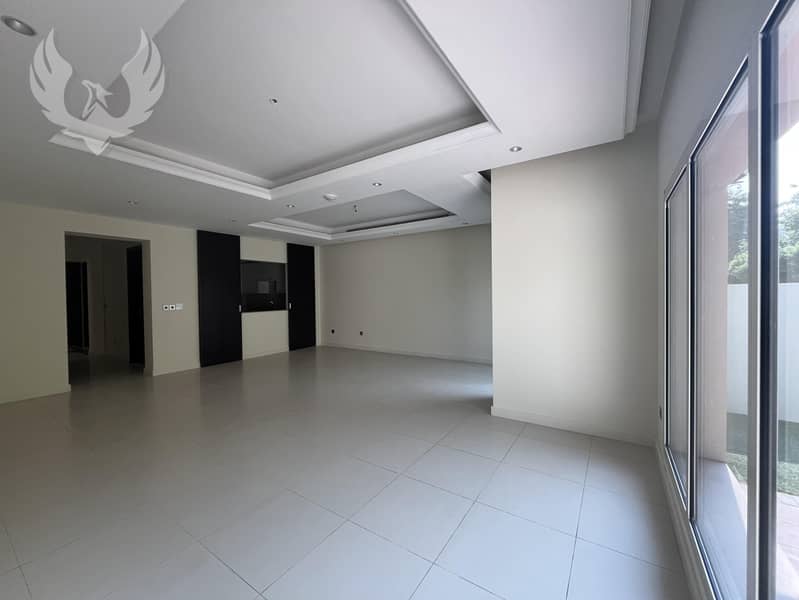 Vacant | Maids Room | Large Garden