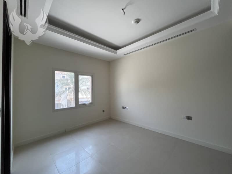 Vacant | Maids Room | Large Garden - Image 8