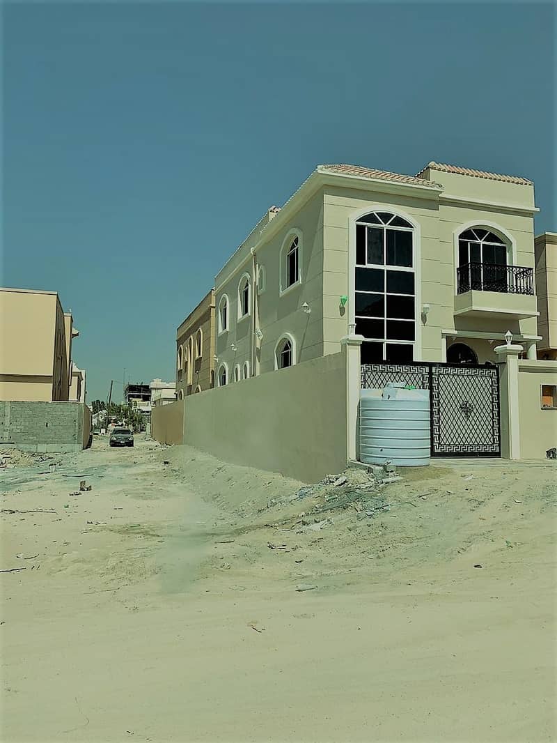 Villa in Ajman has a Super Deluxe finishing with bank financing close to all services