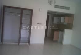 شقة في X-11،حي انجلترا،المدينة العالمية 370000 درهم - 13208234