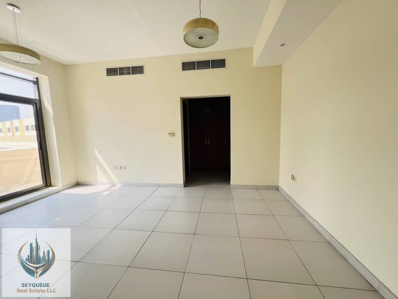 Modern duplex 2bedroom villa available for rent in JVC - Image 8