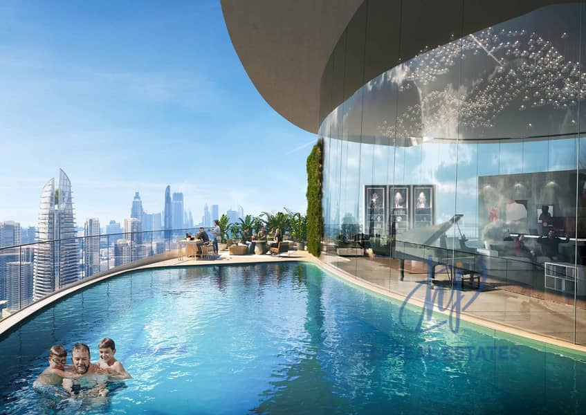 Canal Crown: Waterfront Luxury Living l Biggest Studio in the building - Image 13