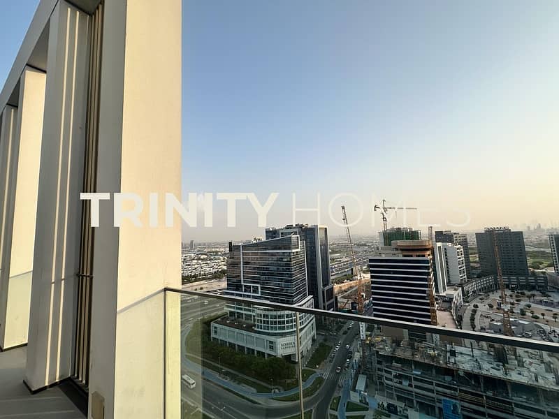 Burj View | Modern | Luxury Amenities - Image 9