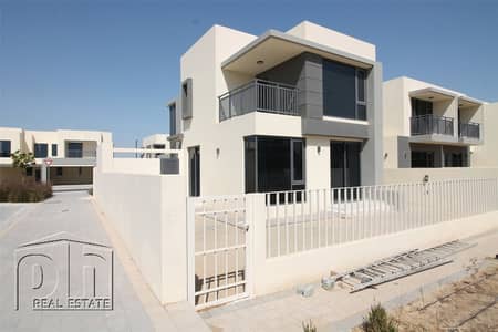 2E corner plot close to pool and park call now 2E corner plot close to pool and park call now