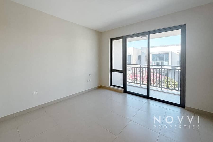 Ready to View | Near the Pool | Well Maintained - Image 7