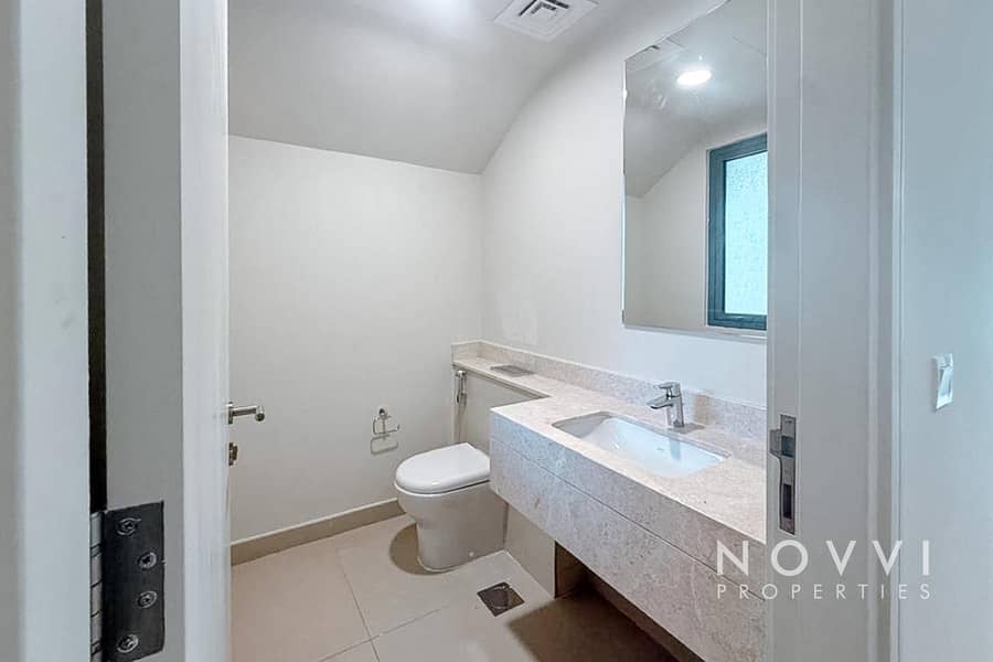 Ready to View | Near the Pool | Well Maintained - Image 15