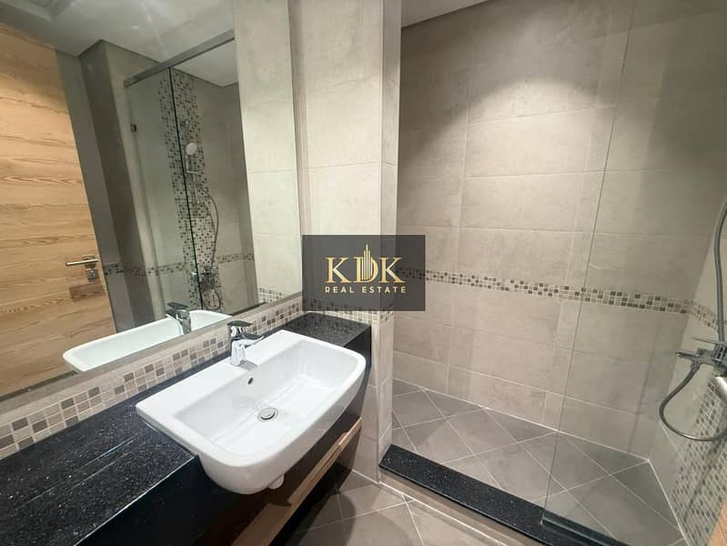 Fully Furnished 2 bed | Best Ammenities | Spacious Apartment - Image 19