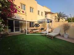 فیلا في الينابيع 2،الينابيع 2 غرف 180000 درهم - 13213045