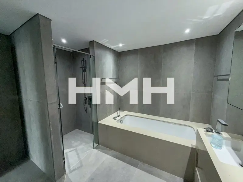 2 Bedroom Unit | Fully Renovated | Creek View