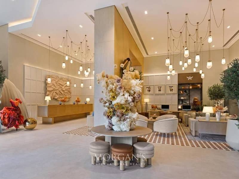 Luxurious 1 BR Unit | High Floor | Prime Location